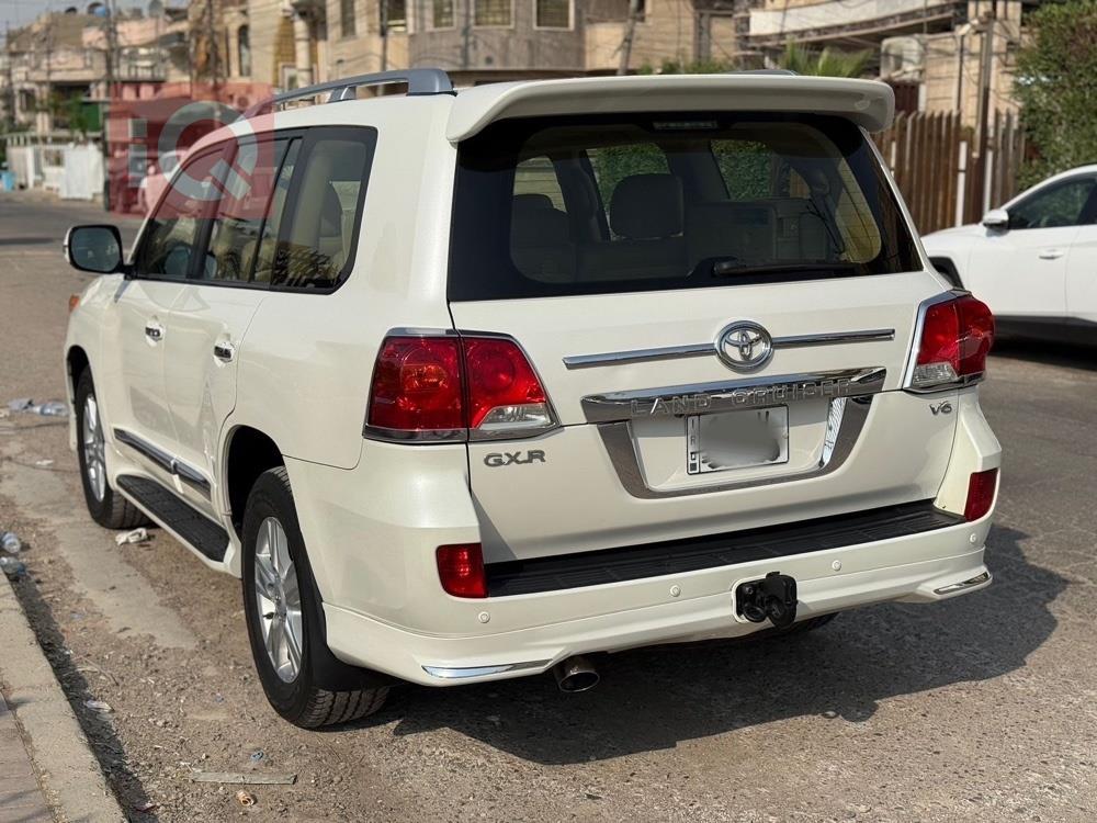 تويوتا لاندكروزر